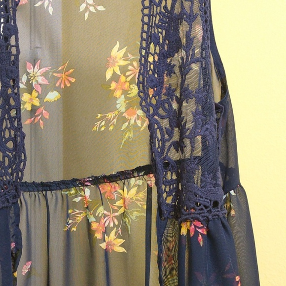 2 Floral Chiffon Crochet Lace Open-Front Vests - Sz XS‎ - Picture 6 of 9